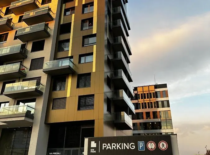 Ein Park With Free Parking Apartmán *