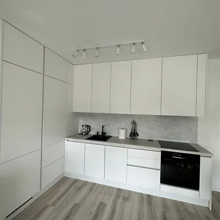 Ein Park With Free Parking Apartment Bratislava